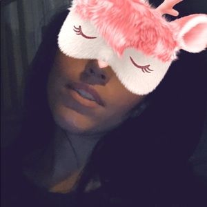 Meet your Posher, Lena